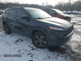 2016 Jeep Cherokee Latitude with VIN 1C4PJMCS1GW326557, listed as a IAAI auction lot 41474801 with 207,805 mi miles. Bid and sale history available at carsss.com. Image 1.