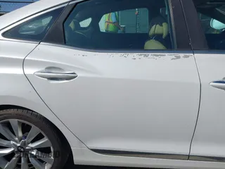 2013 Hyundai Azera с VIN KMHFH4JG0DA329329, выставлен на аукционе IAAI как лот 42539047 с пробегом 105 434 миль миль и . История ставок и продаж доступна на DreamBid. Изображение 13.
