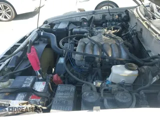 1998 Toyota 4Runner SR5 z VIN JT3GN86RXW0061261, wystawiony jako IAAI lot #42927759 z przebiegiem 274 898 mil mil oraz . Historia ofert i sprzedaży dostępna na DreamBid. Obrazek 12.