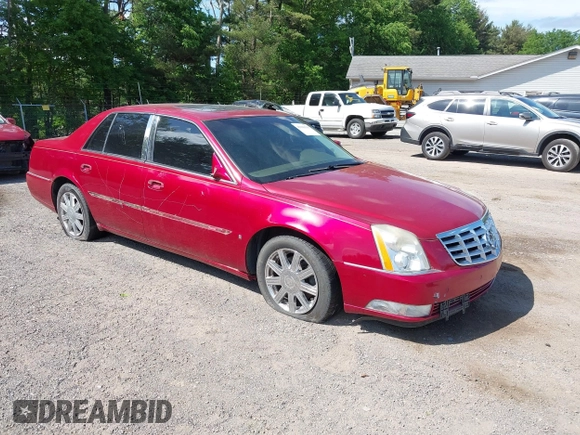 2006 Cadillac DTS 1SC z VIN 1G6KD57YX6U188066, wystawiony jako IAAI lot #42300335 z przebiegiem 110 774 mil mil oraz . Historia ofert i sprzedaży dostępna na DreamBid. Obrazek 1.