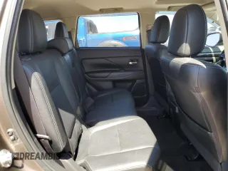 2016 Mitsubishi Outlander GT z VIN JA4JZ4AX4GZ008664, wystawiony jako Copart lot #48764485 z przebiegiem 162 068 mil mil oraz Szkoda całkowita • Salvage title. Historia ofert i sprzedaży dostępna na DreamBid. Obrazek 10.