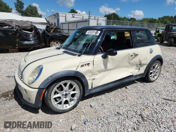 2006 MINI Hardtop S with VIN WMWRE33556TJ38543, listed as a Copart auction lot 62420145 with 105,656 mi miles and Salvage title. Bid and sale history available at DreamBid. Image 1.