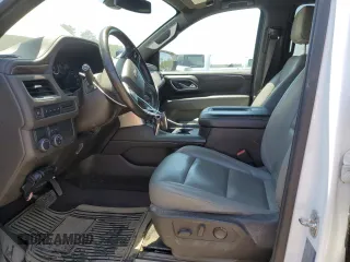 2021 Chevrolet Suburban LT z VIN 1GNSCCKD2MR265366, wystawiony jako Copart lot #55333565 z przebiegiem 106 345 mil mil oraz Szkoda całkowita • Salvage title. Historia ofert i sprzedaży dostępna na DreamBid. Obrazek 7.