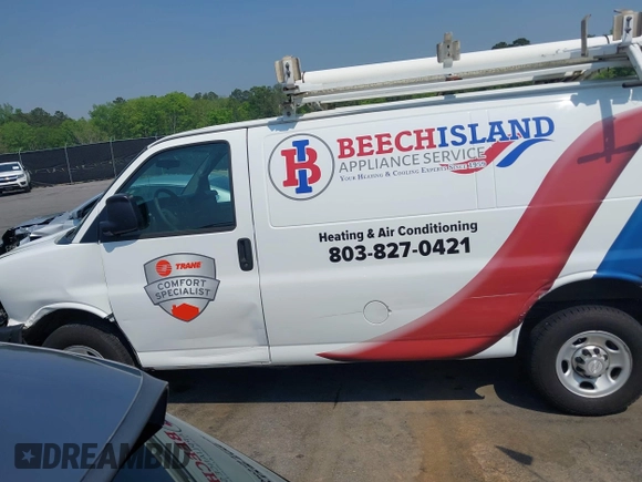 2015 Chevrolet Express Cargo Van with VIN 1GCWGFCF8F1255703, listed as a IAAI auction lot 41995763 with 215,212 mi miles. Bid and sale history available at carsss.com. Image 14.