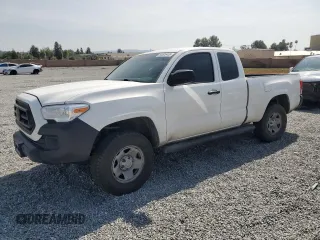 2021 Toyota Tacoma SR z VIN 3TYRX5GNXMT032835, wystawiony jako Copart lot #54526455 z przebiegiem 61 073 mil mil oraz Szkoda całkowita • Salvage title. Historia ofert i sprzedaży dostępna na DreamBid. Obrazek 1.