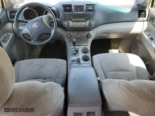 2008 Toyota Highlander Sport with VIN JTEDS43A082003399, listed as a Copart auction lot 53310785 with 310,531 mi miles and Clean Title. Bid and sale history available at carsss.com. Image 8.
