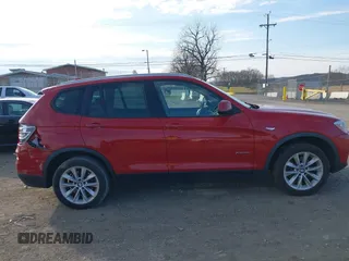 2015 BMW X3 xDrive28i z VIN 5UXWX9C5XF0D52529, wystawiony jako IAAI lot #41538442 z przebiegiem 134 971 mil mil oraz . Historia ofert i sprzedaży dostępna na DreamBid. Obrazek 14.
