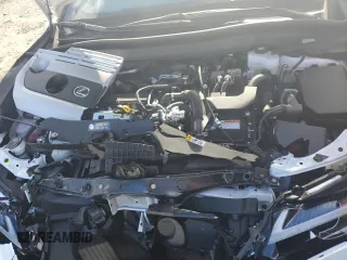 2024 Lexus UX 250h Premium z VIN JTHP9JBH0R2079022, wystawiony jako Copart lot #80049064 z przebiegiem Nie podano mil oraz Szkoda całkowita • Salvage title. Historia ofert i sprzedaży dostępna na DreamBid. Obrazek 11.