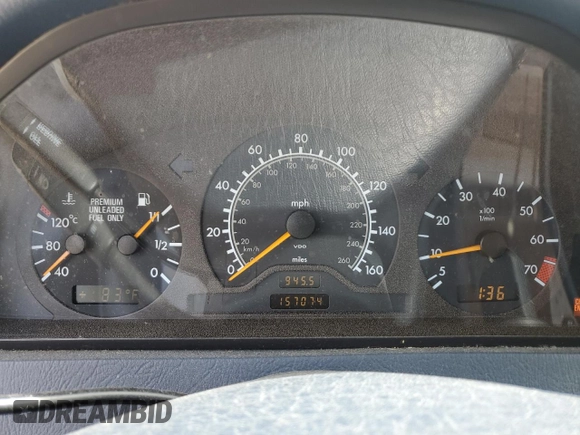 1997 Mercedes-Benz C 230/260/280/320 z VIN WDBHA28E6VA514172, wystawiony jako Copart lot #54156745 z przebiegiem 157 074 mil mil oraz Szkoda całkowita • Salvage title. Historia ofert i sprzedaży dostępna na DreamBid. Obrazek 9.