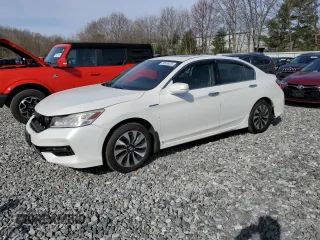 2017 Honda Accord Touring z VIN JHMCR6F76HC001771, wystawiony jako Copart lot #52858035 z przebiegiem 164 378 mil mil oraz Szkoda całkowita • Salvage title. Historia ofert i sprzedaży dostępna na DreamBid. Obrazek 1.