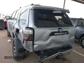 2021 Toyota 4Runner TRD Off Road Premium with VIN JTERU5JR1M5872195, listed as a IAAI auction lot 41669748 with 42,532 mi miles and . Bid and sale history available at DreamBid. Image 16.