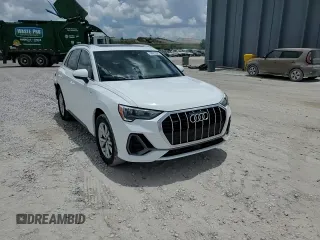 2021 Audi Q3 S line Premium with VIN WA1DECF3XM1045978, listed as a Copart auction lot 59963385 with 43,074 mi miles and Salvage title. Bid and sale history available at DreamBid. Image 14.