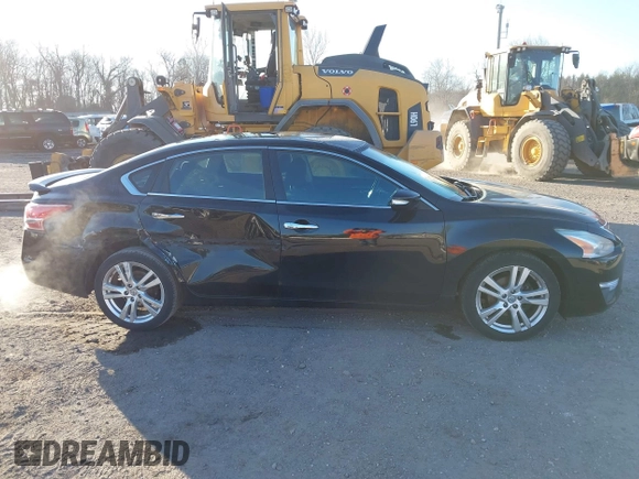 2013 Nissan Altima SV with VIN 1N4BL3AP1DN536533, listed as a IAAI auction lot 41749463 with 110,261 mi miles and . Bid and sale history available at DreamBid. Image 13.