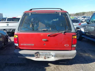 1997 Ford Explorer XLT with VIN 1FMDU32P1VUB98259, listed as a IAAI auction lot 41251433 with 156,680 mi miles and . Bid and sale history available at DreamBid. Image 16.