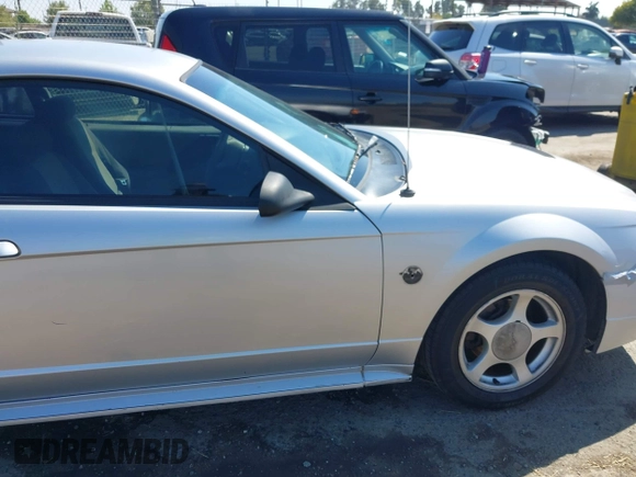 2004 Ford Mustang Standard with VIN 1FAFP40654F140281, listed as a IAAI auction lot 42732286 with 145,723 mi miles and . Bid and sale history available at DreamBid. Image 18.