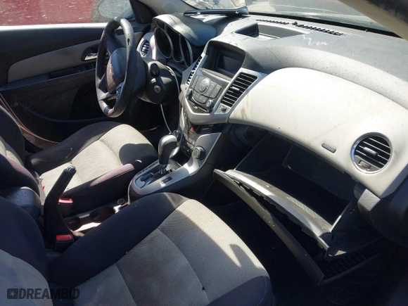 2013 Chevrolet Cruze LS with VIN 1G1PA5SH5D7218758, listed as a IAAI auction lot 41613448 with 165,728 mi miles. Bid and sale history available at carsss.com. Image 5.