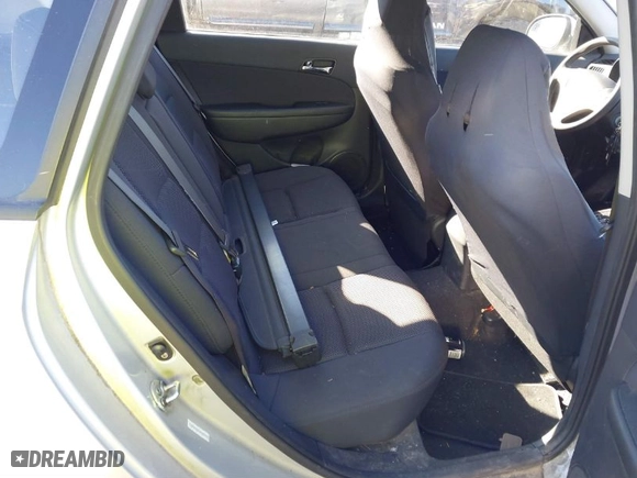 2011 Hyundai Elantra Touring GLS with VIN KMHDC8AE4BU092917, listed as a IAAI auction lot 41606183 with NaN miles. Bid and sale history available at carsss.com. Image 8.