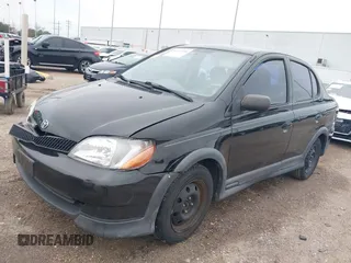 2000 Toyota ECHO z VIN JTDBT1231Y0098187, wystawiony jako IAAI lot #41611994 z przebiegiem 94 750 mil mil oraz . Historia ofert i sprzedaży dostępna na DreamBid. Obrazek 2.