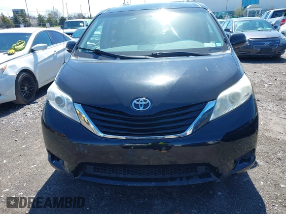 2014 Toyota Sienna LE AAS with VIN 5TDKK3DC4ES445998, listed as a IAAI auction lot 42093872 with 220,943 mi miles. Bid and sale history available at carsss.com. Image 12.