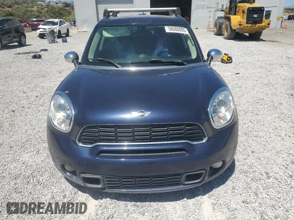 2013 MINI Countryman S ALL4 with VIN WMWZC5C50DWM15256, listed as a Copart auction lot 58080895 with 123,514 mi miles and Salvage title. Bid and sale history available at DreamBid. Image 5.