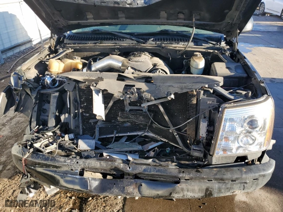 2004 Cadillac Escalade with VIN 1GYEK63N44R247737, listed as a Copart auction lot 86398794 with 233,113 mi miles and Salvage Title. Bid and sale history available at carsss.com. Image 12.