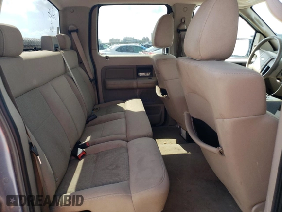 2006 Ford F-150 XLT with VIN 1FTRW12W36KB16433, listed as a Copart auction lot 54391085 with 238,604 mi miles and Clean Title. Bid and sale history available at carsss.com. Image 10.
