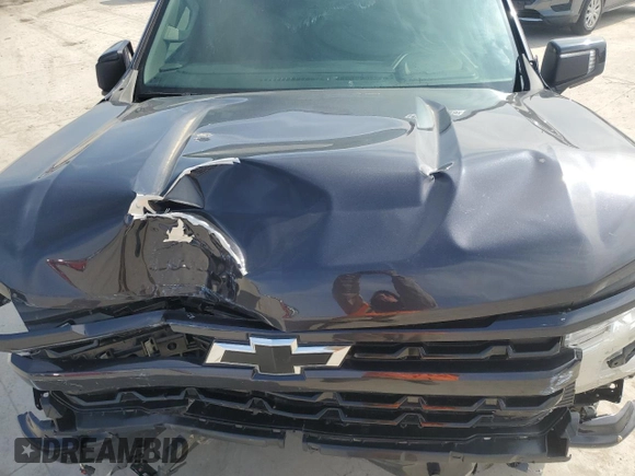 2024 Chevrolet Silverado 1500 RST with VIN 2GCUDEEDXR1139228, listed as a Copart auction lot 45661225 with 2,698 mi miles and Salvage Title. Bid and sale history available at carsss.com. Image 11.