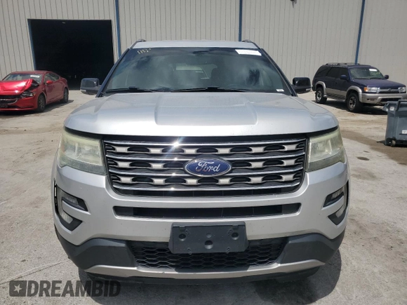 2016 Ford Explorer XLT with VIN 1FM5K7D87GGC82160, listed as a Copart auction lot 54827625 with 141,426 mi miles and Salvage Title. Bid and sale history available at carsss.com. Image 5.