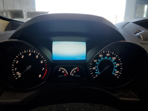 2016 Ford Escape SE with VIN 1FMCU9GX8GUB33631, listed as a Copart auction lot 48476005 with 156,824 mi miles and Salvage Title. Bid and sale history available at carsss.com. Image 9.