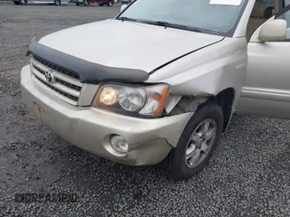 2001 Toyota Highlander z VIN JTEHF21A610039967, wystawiony jako IAAI lot #41512285 z przebiegiem 123 059 mil mil oraz . Historia ofert i sprzedaży dostępna na DreamBid. Obrazek 6.