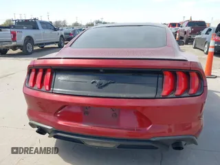 2018 Ford Mustang EcoBoost z VIN 1FA6P8TH2J5137943, wystawiony jako IAAI lot #41782395 z przebiegiem 148 809 mil mil oraz . Historia ofert i sprzedaży dostępna na DreamBid. Obrazek 15.