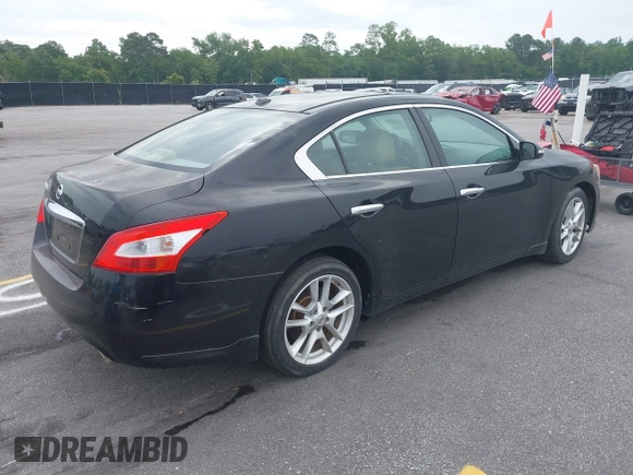 2011 Nissan Maxima SV z VIN 1N4AA5AP1BC855128, wystawiony jako IAAI lot #42372161 z przebiegiem 189 514 mil mil oraz . Historia ofert i sprzedaży dostępna na DreamBid. Obrazek 4.