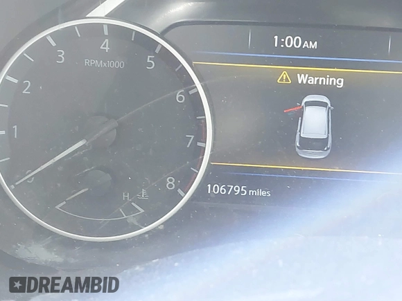 2018 Nissan Murano S with VIN 5N1AZ2MH6JN141435, listed as a IAAI auction lot 41526108 with 106,795 mi miles and . Bid and sale history available at carsss.com. Image 7.