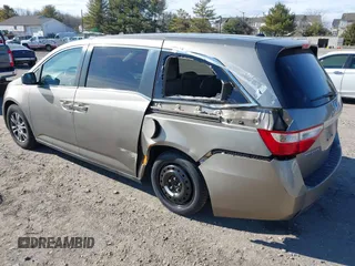 2012 Honda Odyssey EX-L with VIN 5FNRL5H63CB016526, listed as a IAAI auction lot 41701396 with 132,016 mi miles and . Bid and sale history available at carsss.com. Image 3.
