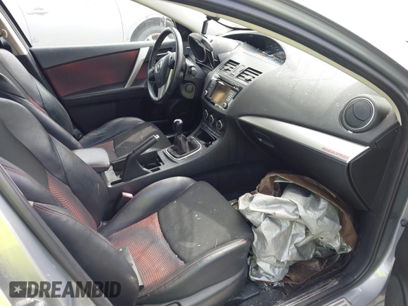 2013 Mazda 3 Mazdaspeed3 Touring z VIN JM1BL1L32D1728205, wystawiony jako IAAI lot #42069808 z przebiegiem Nie podano mil oraz . Historia ofert i sprzedaży dostępna na DreamBid. Obrazek 5.
