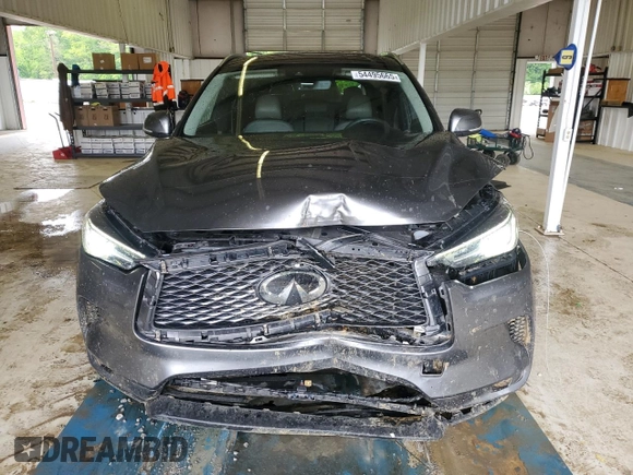 2023 Infiniti QX50 Luxe z VIN 3PCAJ5BA7PF103254, wystawiony jako Copart lot #54495665 z przebiegiem 51 514 mil mil oraz Szkoda całkowita • Salvage title. Historia ofert i sprzedaży dostępna na DreamBid. Obrazek 5.