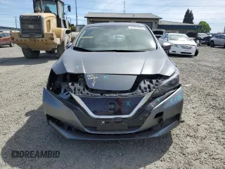 2018 Nissan LEAF SV with VIN 1N4AZ1CP7JC302433, listed as a Copart auction lot 53569885 with 77,918 mi miles and Salvage title. Bid and sale history available at DreamBid. Image 5.