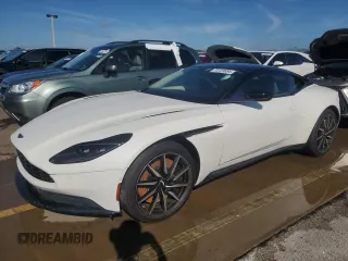 2019 Aston Martin DB11 V8 z VIN SCFRMFAW0KGL05298, wystawiony jako Copart lot #73723684 z przebiegiem Nie podano mil oraz Nie do naprawy. Historia ofert i sprzedaży dostępna na DreamBid. Obrazek 1.