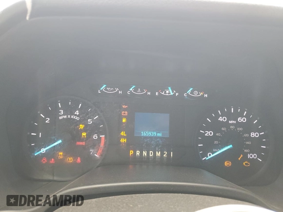 2019 Ford F-250 XL with VIN 1FT7X2B62KEF23095, listed as a Copart auction lot 47957665 with 165,939 mi miles and Salvage Title. Bid and sale history available at DreamBid. Image 9.