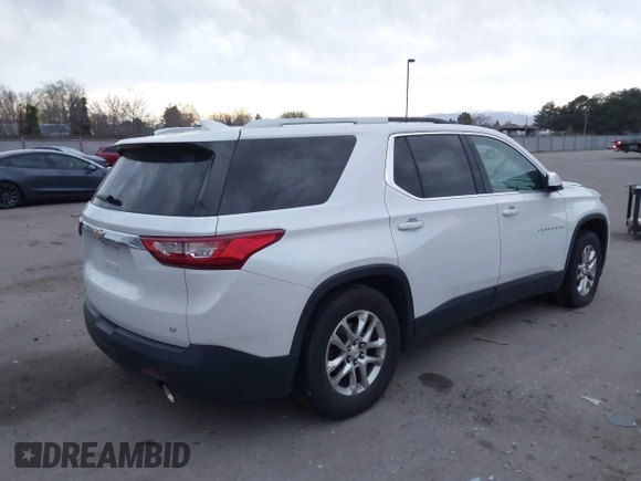 2018 Chevrolet Traverse LT Cloth with VIN 1GNERGKW3JJ232942, listed as a IAAI auction lot 41840374 with 96,701 mi miles. Bid and sale history available at carsss.com. Image 4.