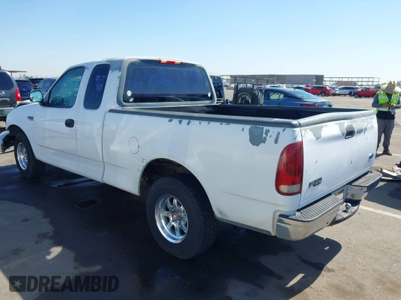 1997 Ford F-150 с VIN 1FTDX1729VKA80212, выставлен на аукционе IAAI как лот 42218469 с пробегом 248 225 миль миль и . История ставок и продаж доступна на DreamBid. Изображение 3.