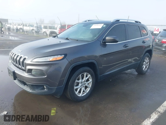 2017 Jeep Cherokee Latitude z VIN 1C4PJLCB7HW668185, wystawiony jako IAAI lot #41826925 z przebiegiem 172 790 mil mil oraz . Historia ofert i sprzedaży dostępna na DreamBid. Obrazek 17.