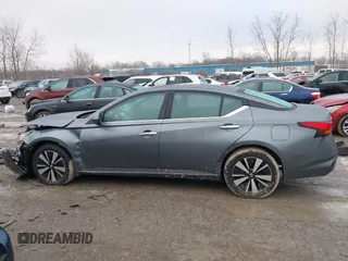2020 Nissan Altima 2.5 SL with VIN 1N4BL4EW7LC244922, listed as a IAAI auction lot 41667084 with 46,198 mi miles. Bid and sale history available at carsss.com. Image 14.