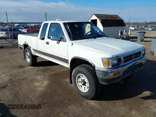 1994 Toyota Pickup SR5 z VIN JT4VN13G3R5138301, wystawiony jako IAAI lot #41871065 z przebiegiem 181 040 mil mil oraz . Historia ofert i sprzedaży dostępna na DreamBid. Obrazek 1.