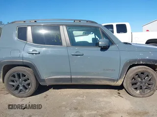 2017 Jeep Renegade Latitude with VIN ZACCJABB4HPG16935, listed as a IAAI auction lot 41843666 with 37,835 mi miles and . Bid and sale history available at DreamBid. Image 13.