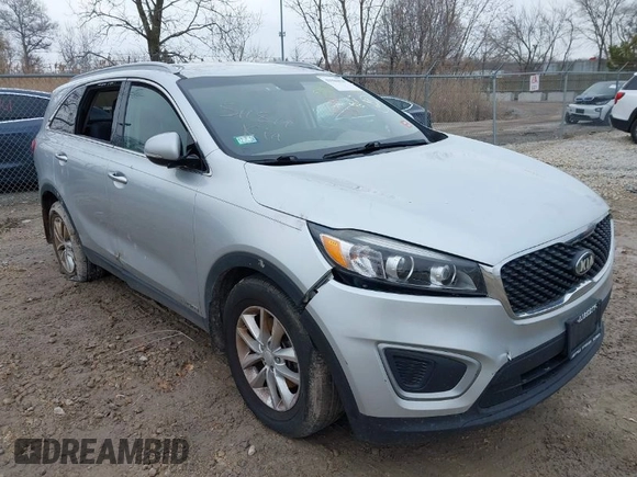 2018 Kia Sorento LX V6 with VIN 5XYPGDA54JG368009, listed as a IAAI auction lot 41986830 with 110,478 mi miles. Bid and sale history available at carsss.com. Image 1.