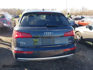 2018 Audi Q5 Premium Plus with VIN WA1BNAFY6J2040385, listed as a IAAI auction lot 41600628 with 109,351 mi miles. Bid and sale history available at carsss.com. Image 16.