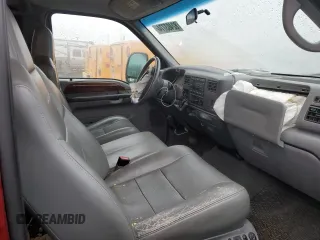 2002 Ford F-350 XL with VIN 1FTSW31FX2EC73836, listed as a Copart auction lot 82403774 with 188,898 mi miles and Salvage title. Bid and sale history available at DreamBid. Image 5.