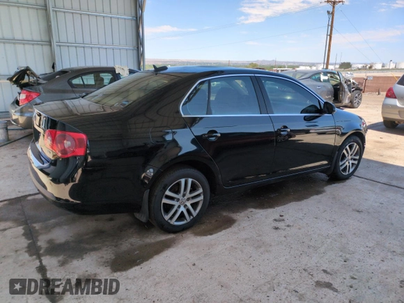 2006 Volkswagen Jetta 1.9L TDI z VIN 3VWST81KX6M746490, wystawiony jako Copart lot #58409565 z przebiegiem 229 433 mil mil oraz Szkoda całkowita • Salvage title. Historia ofert i sprzedaży dostępna na DreamBid. Obrazek 3.