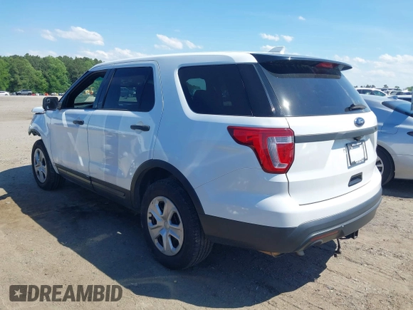 2016 Ford Police Interceptor Utility z VIN 1FM5K8AR3GGB43369, wystawiony jako IAAI lot #42209250 z przebiegiem 118 090 mil mil oraz . Historia ofert i sprzedaży dostępna na DreamBid. Obrazek 3.